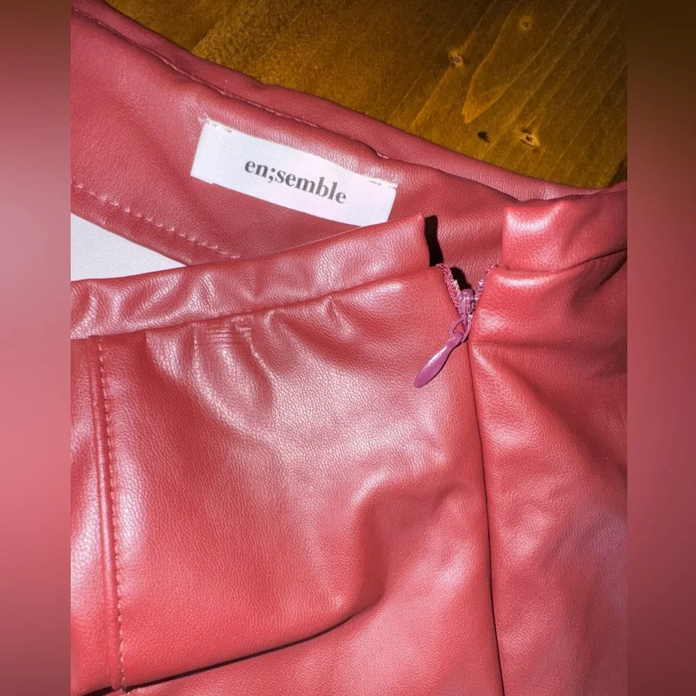Boutique Faux Leather High-Waist Shorts – Wine/Burgundy – Size S